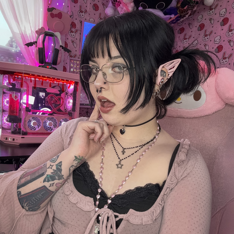 v4mpire_doll